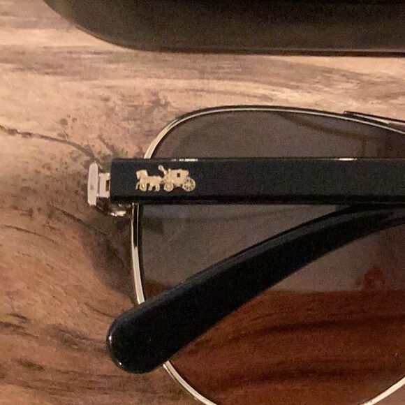 Coach Eyeglasses HC 7077-932195 Light Gold Frame Brown Gradient Lens 58-14-140 - Picture 3 of 6